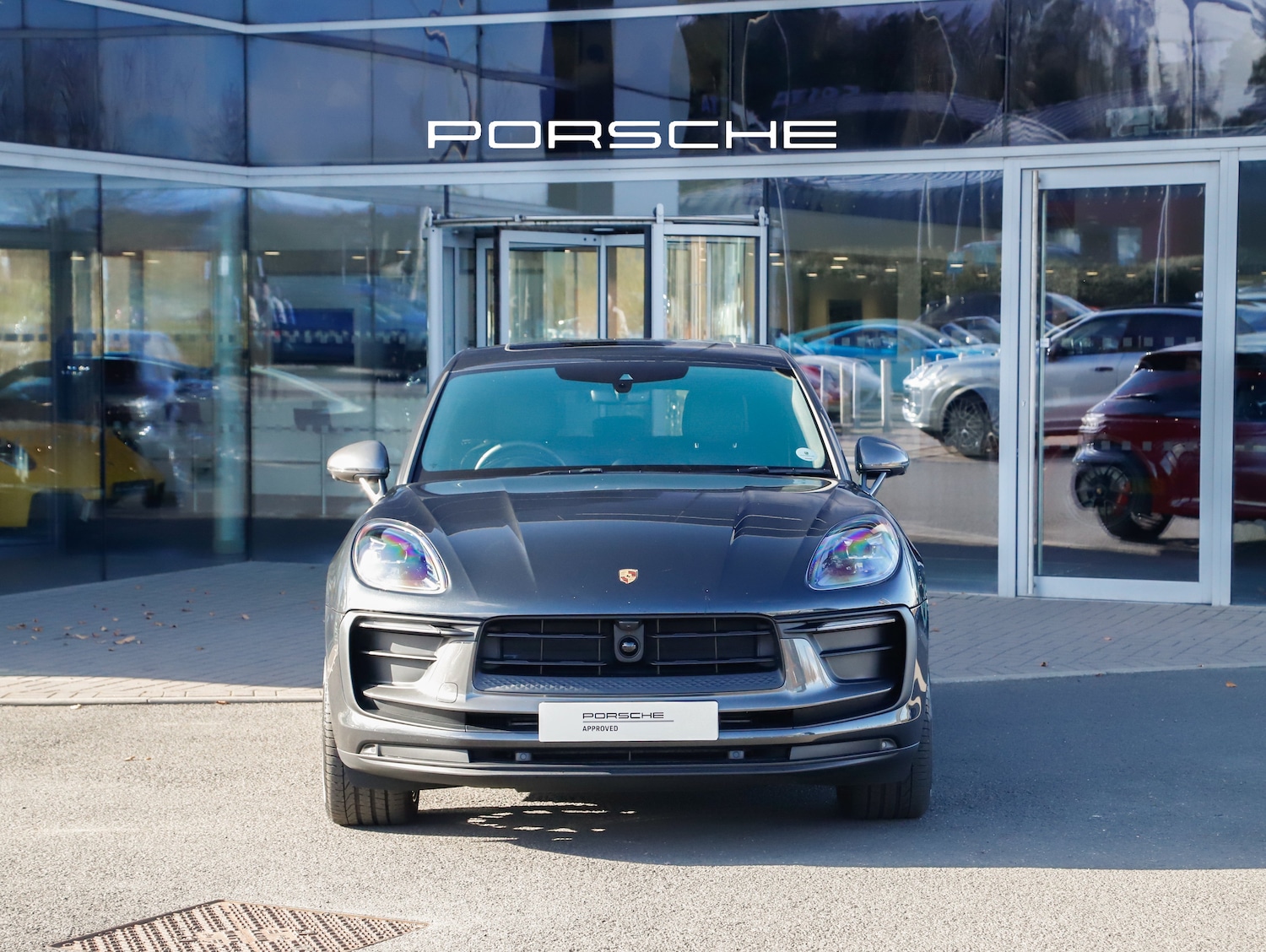 Used Porsche Macan 2023 for sale - 78029708: Photo 7