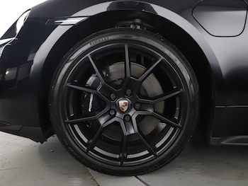 Used Porsche Taycan 2022 for sale - 75528271: Photo