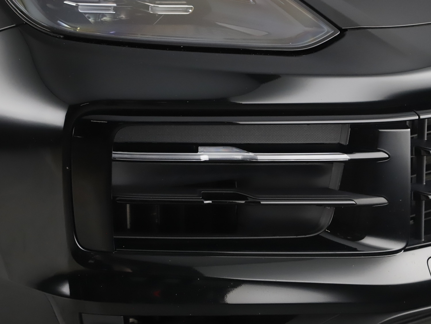 Used Porsche Cayenne 2024 for sale - 78016366: Photo 16