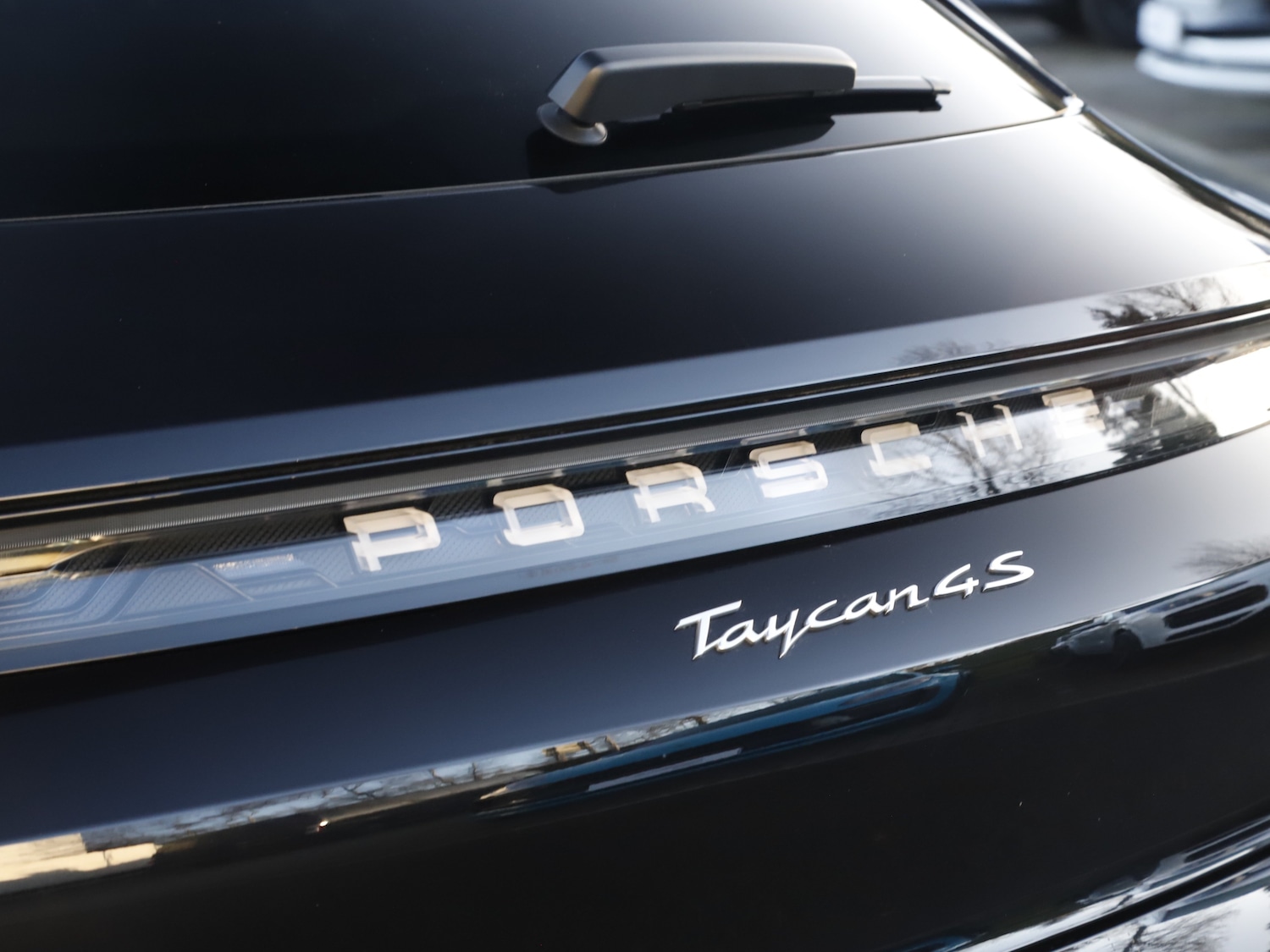 Used Porsche Taycan 2023 for sale - 77172401: Photo 21
