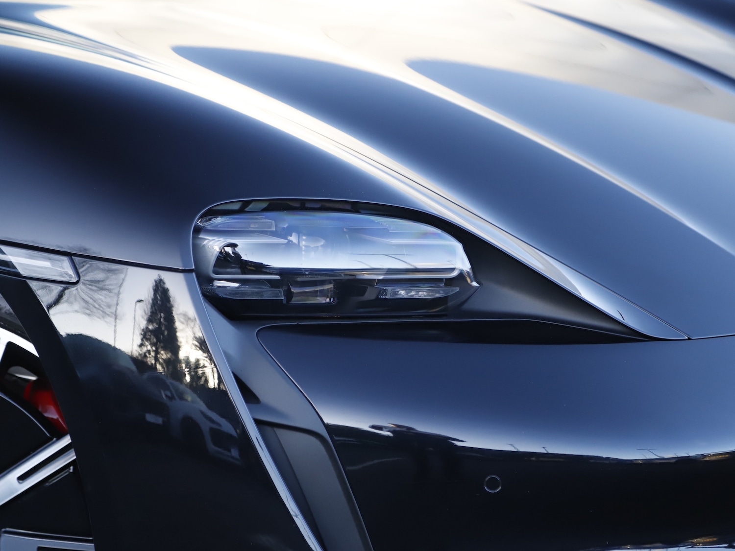 Used Porsche Taycan 2023 for sale - 77172401: Photo 25