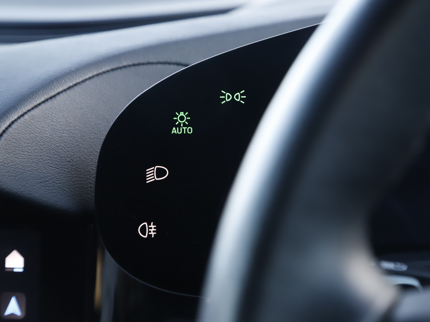 Used Porsche Taycan 2023 for sale - 77172401: Photo 38