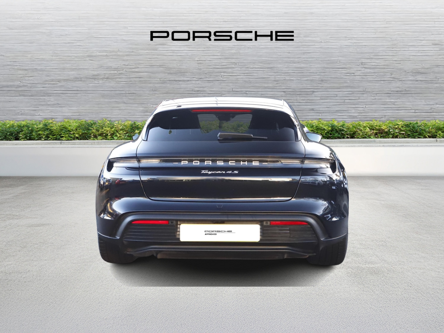 Used Porsche Taycan 2023 for sale - 77172401: Photo 8