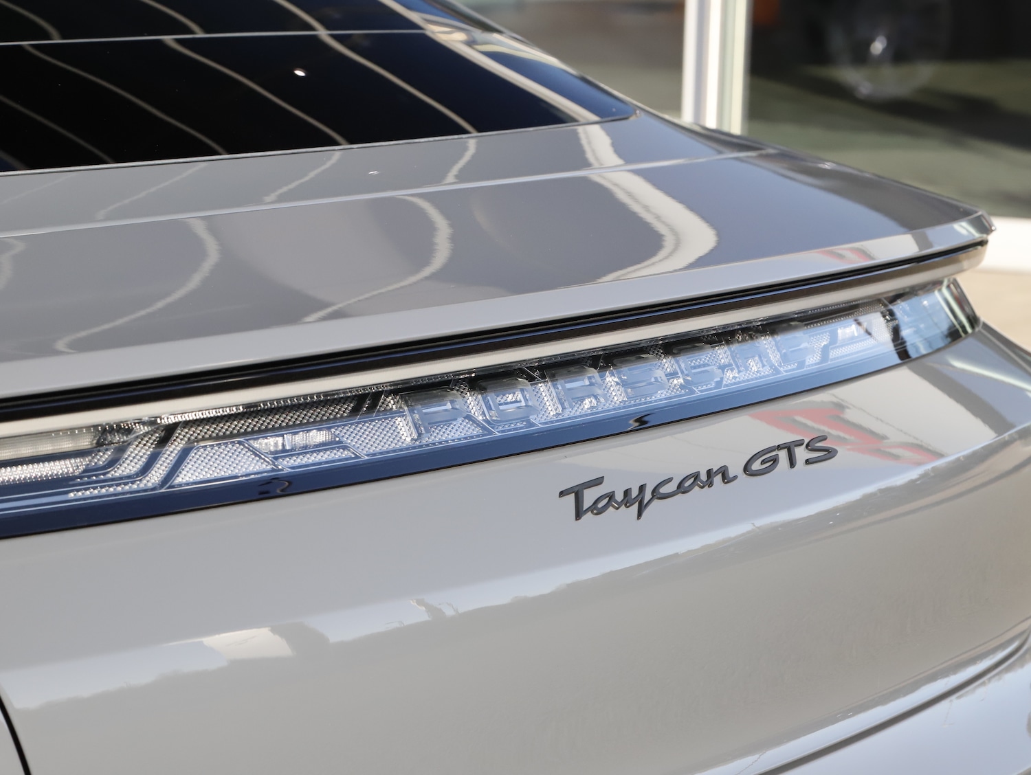 Used Porsche Taycan 2025 for sale - 78199841: Photo 11