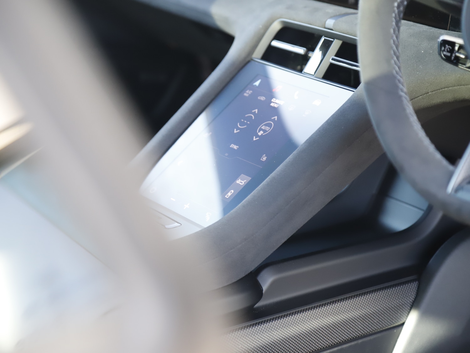 Used Porsche Taycan 2025 for sale - 78199841: Photo 26