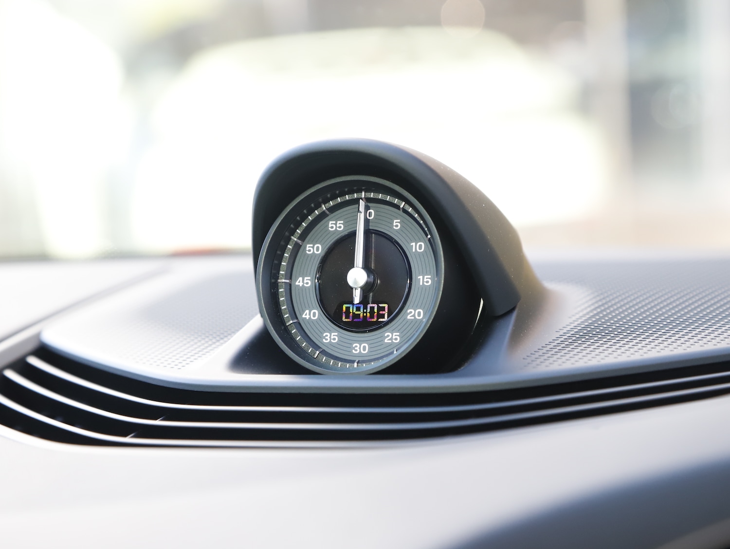 Used Porsche Taycan 2025 for sale - 78199841: Photo 43