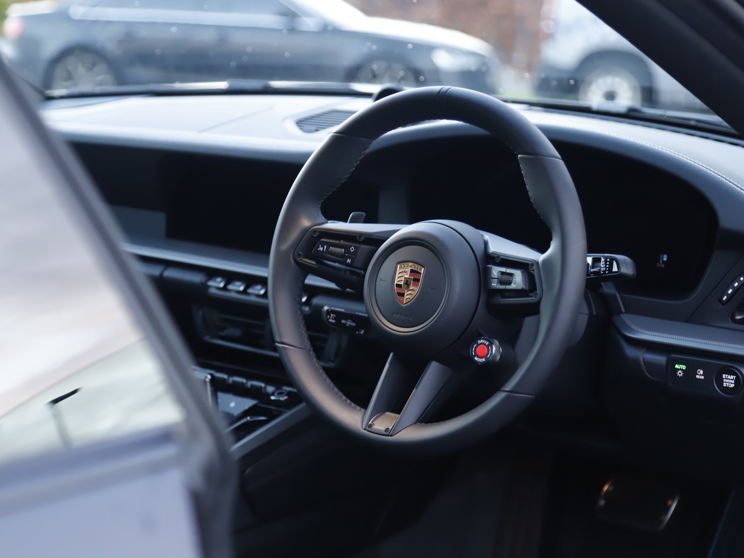 Used Porsche 911 2025 for sale - 76711908: Photo 33