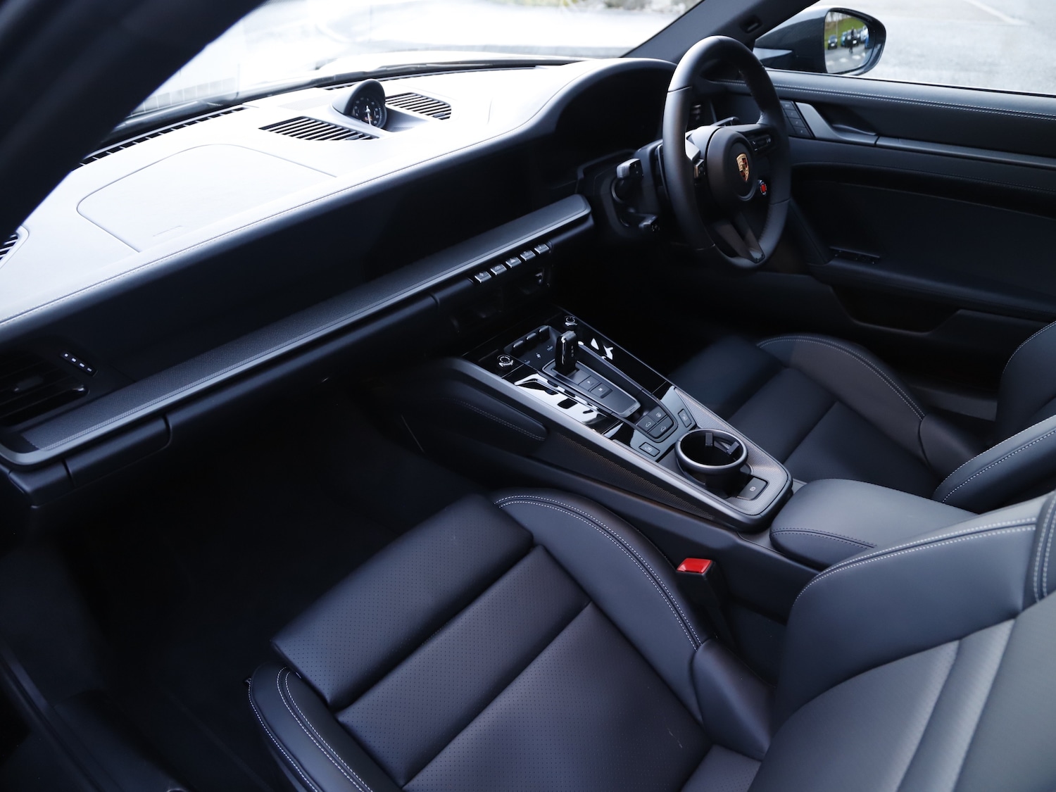 Used Porsche 911 2025 for sale - 76711908: Photo 4