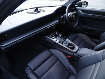 Used Porsche 911 2025 for sale - 76711908: Photo