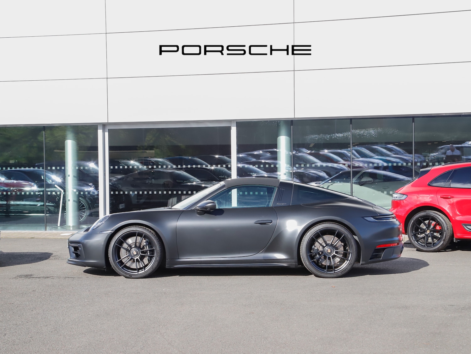 Used Porsche 911 2023 for sale - 77733839: Photo 10