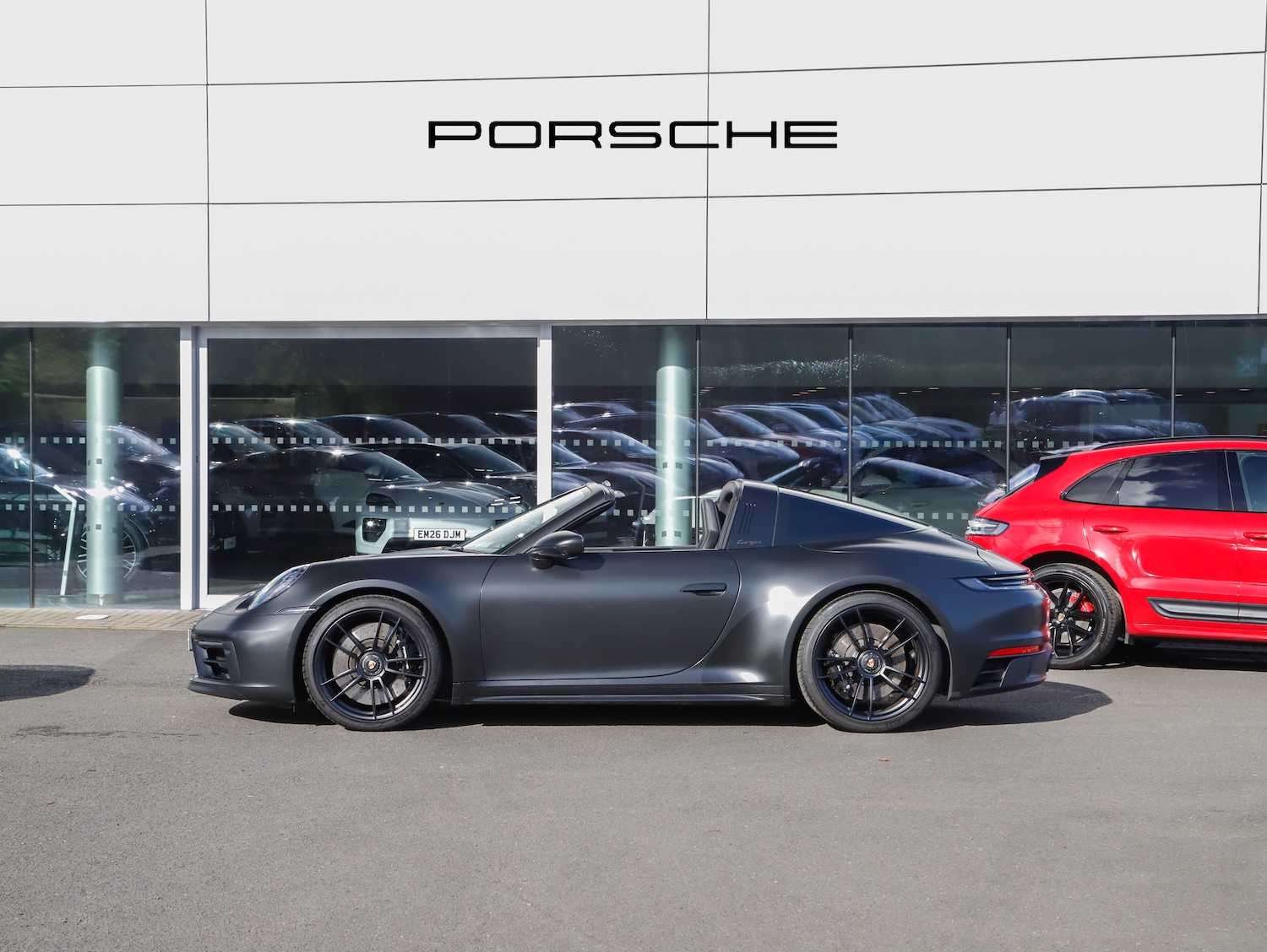 Used Porsche 911 2023 for sale - 77733839: Photo 6