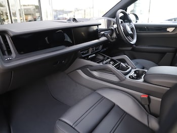 Used Porsche Cayenne 2026 for sale - 78886513: Photo