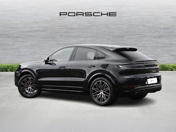 Used Porsche Cayenne 2025 for sale - 78582411: Photo