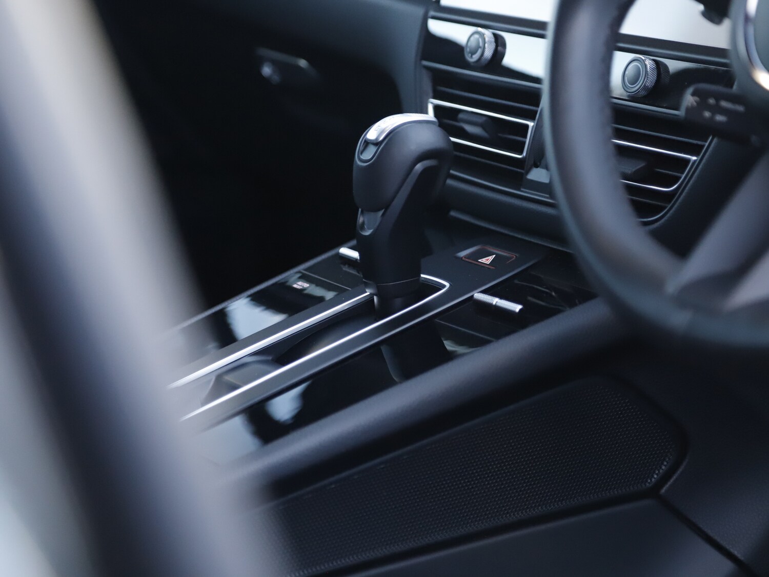 Used Porsche Macan 2024 for sale - 76481270: Photo 16