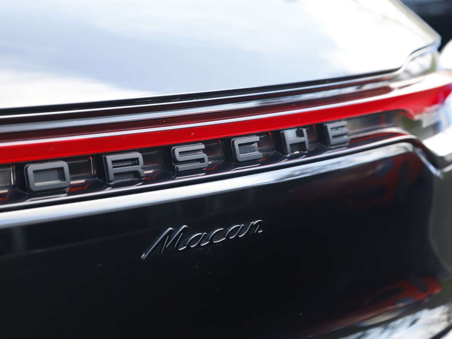 Used Porsche Macan 2024 for sale - 76481270: Photo 38