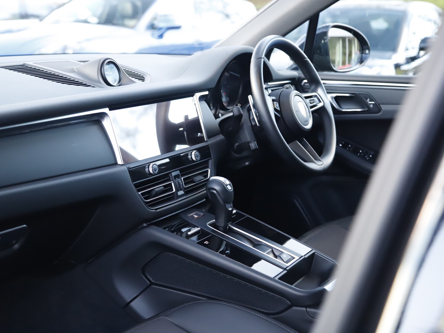 Used Porsche Macan 2024 for sale - 76481270: Photo 39