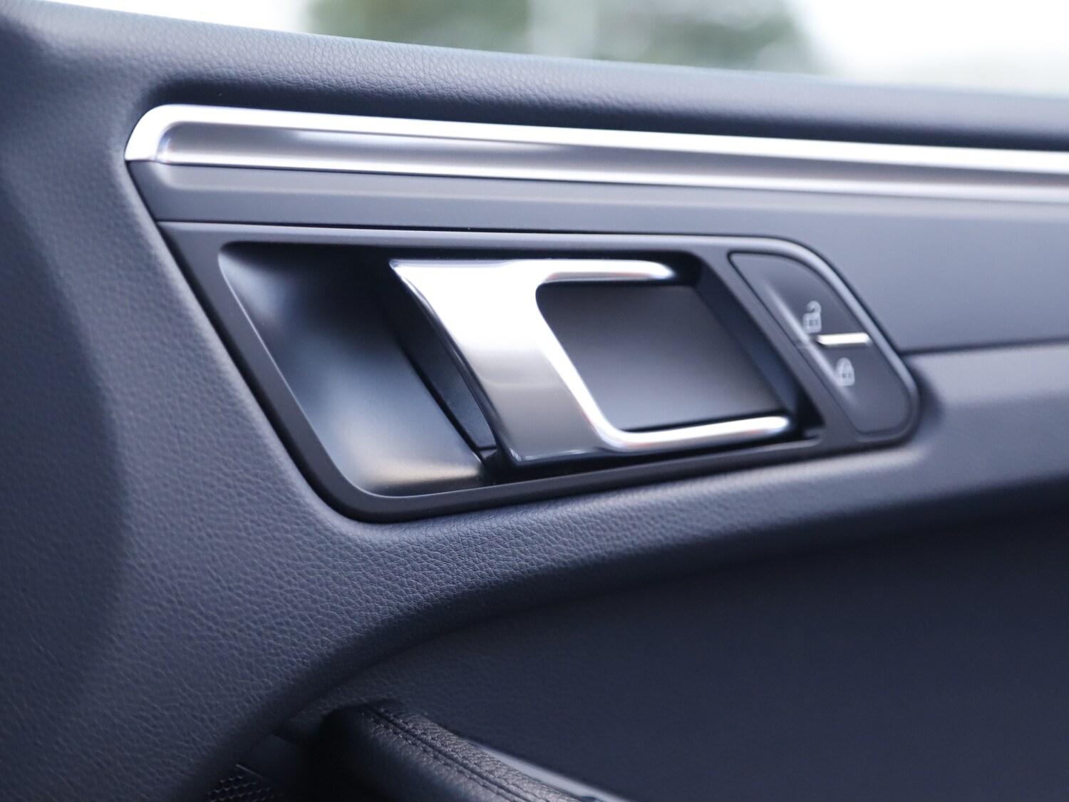 Used Porsche Macan 2024 for sale - 76481270: Photo 42