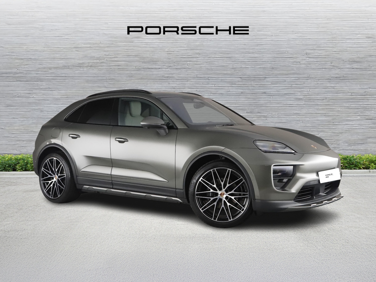 Used Porsche Macan 2025 for sale - 76416400: Photo 1