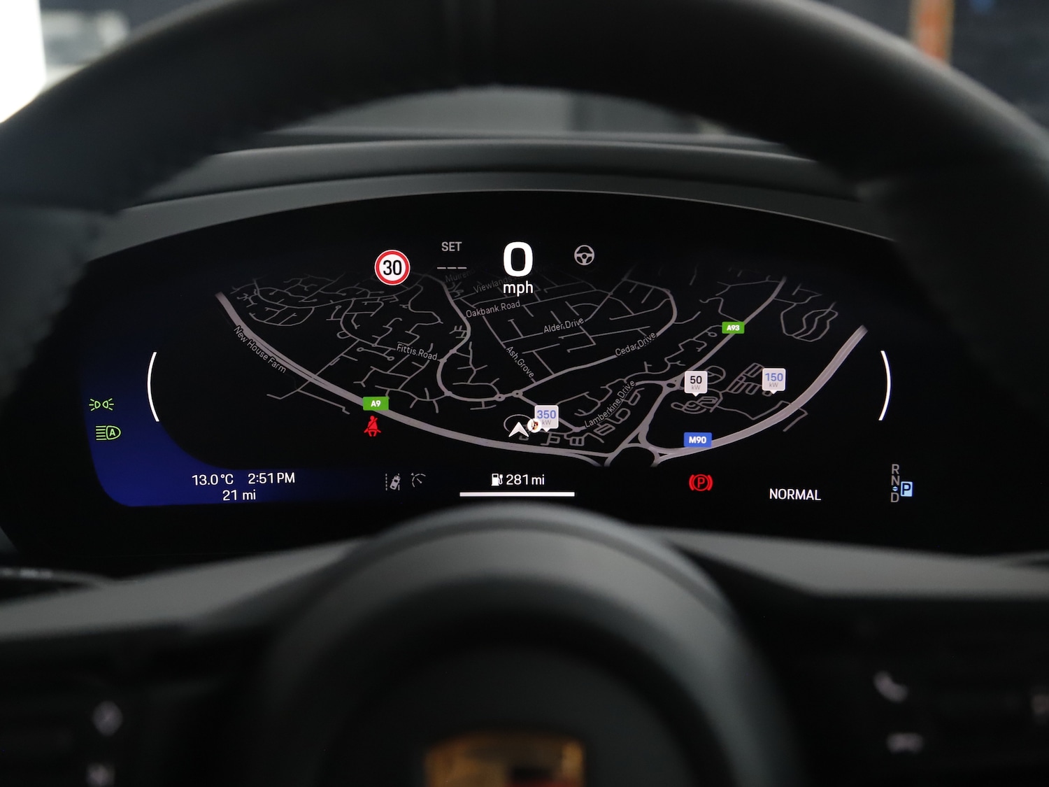 Used Porsche Macan 2025 for sale - 76416400: Photo 11