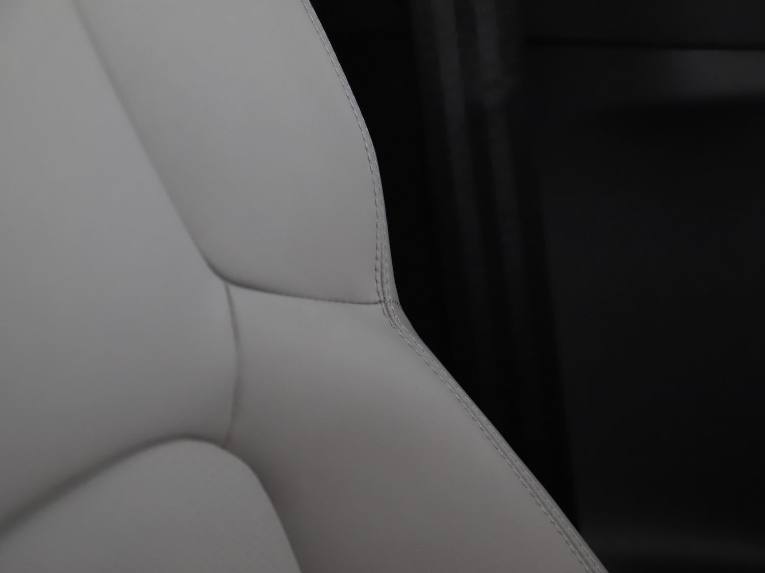 Used Porsche Macan 2025 for sale - 76416400: Photo 21