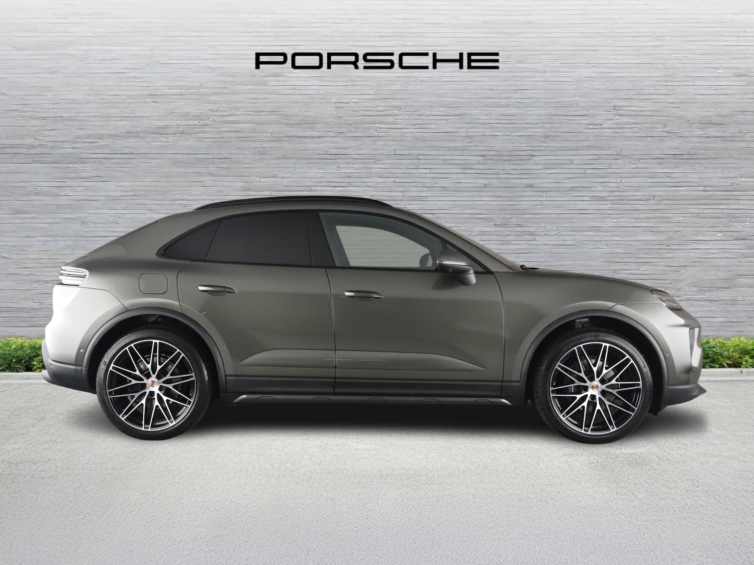 Used Porsche Macan 2025 for sale - 76416400: Photo 8