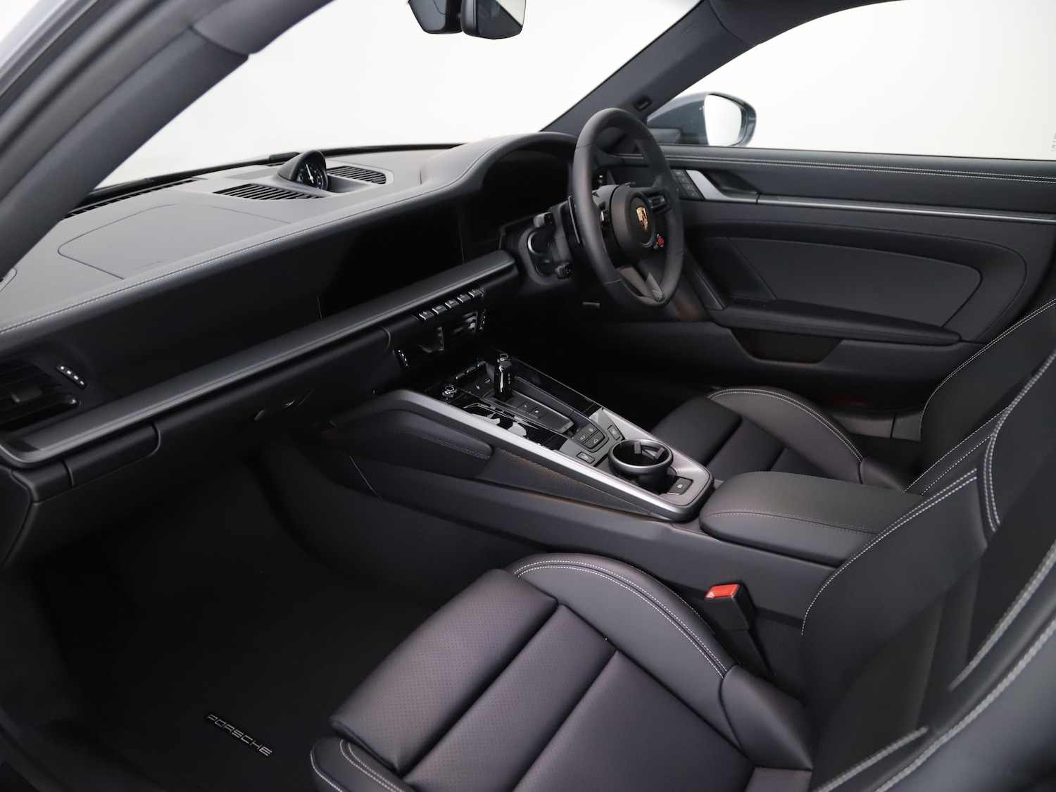 Used Porsche 911 2025 for sale - 76266311: Photo 3