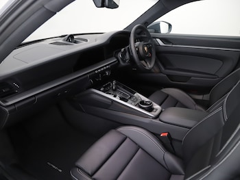 Used Porsche 911 2025 for sale - 76266311: Photo