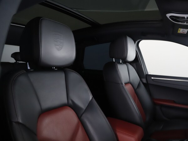 Used Porsche Macan 2021 for sale - 76266315: Photo 27