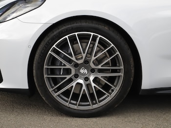 Used Porsche Panamera 2025 for sale - 78509064: Photo