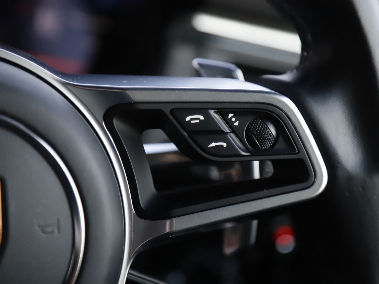 Used Porsche Macan 2019 for sale - 76653775: Photo 42