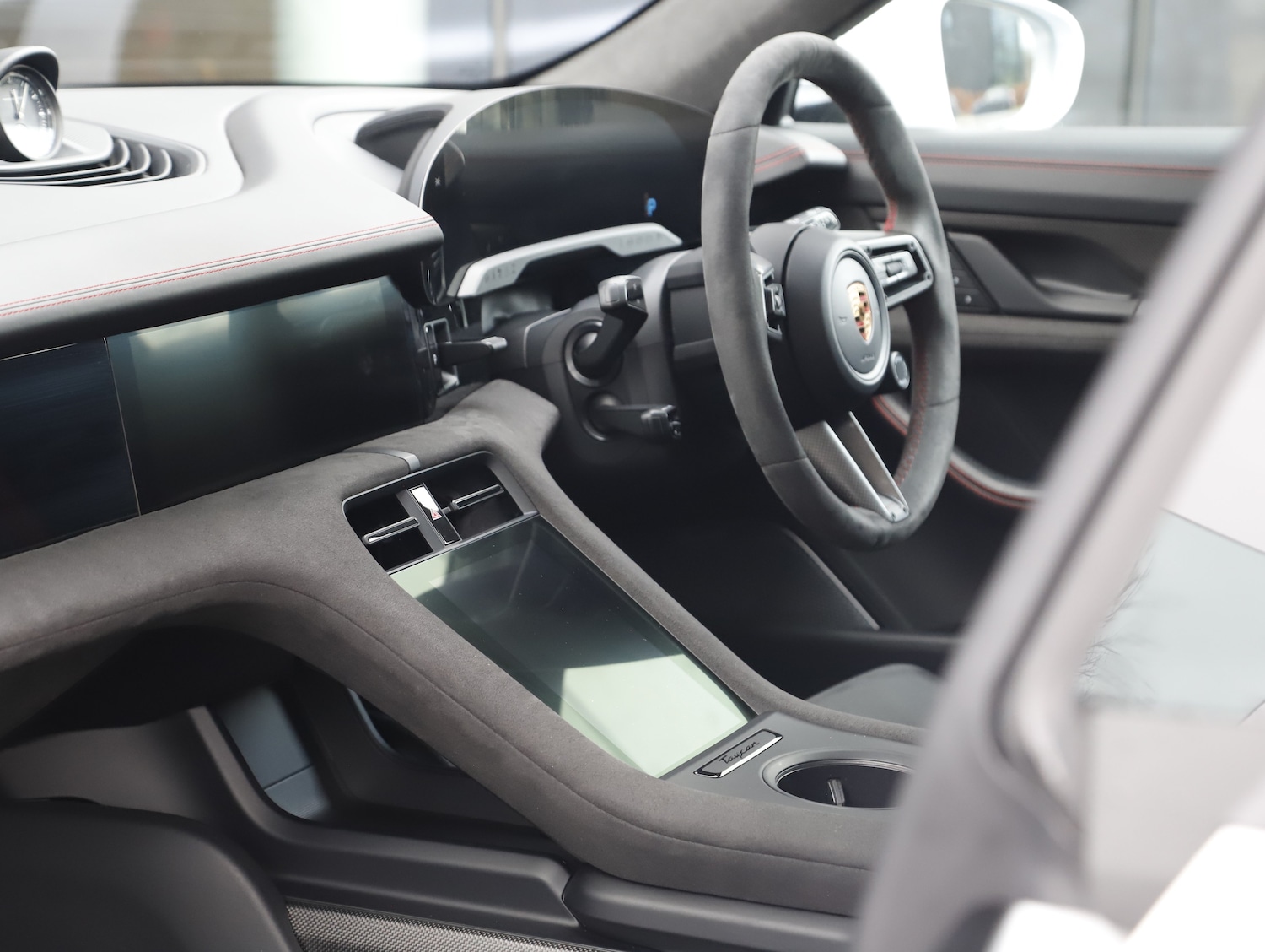 Used Porsche Taycan 2023 for sale - 77779576: Photo 18