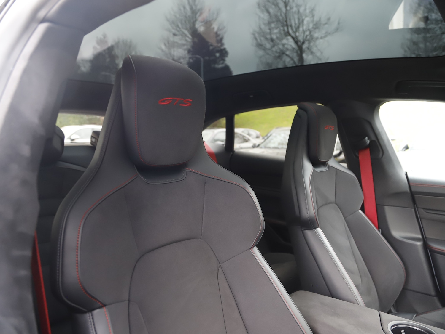 Used Porsche Taycan 2023 for sale - 77779576: Photo 19