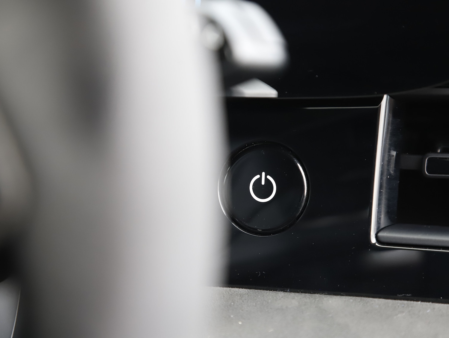 Used Porsche Taycan 2023 for sale - 77779576: Photo 25