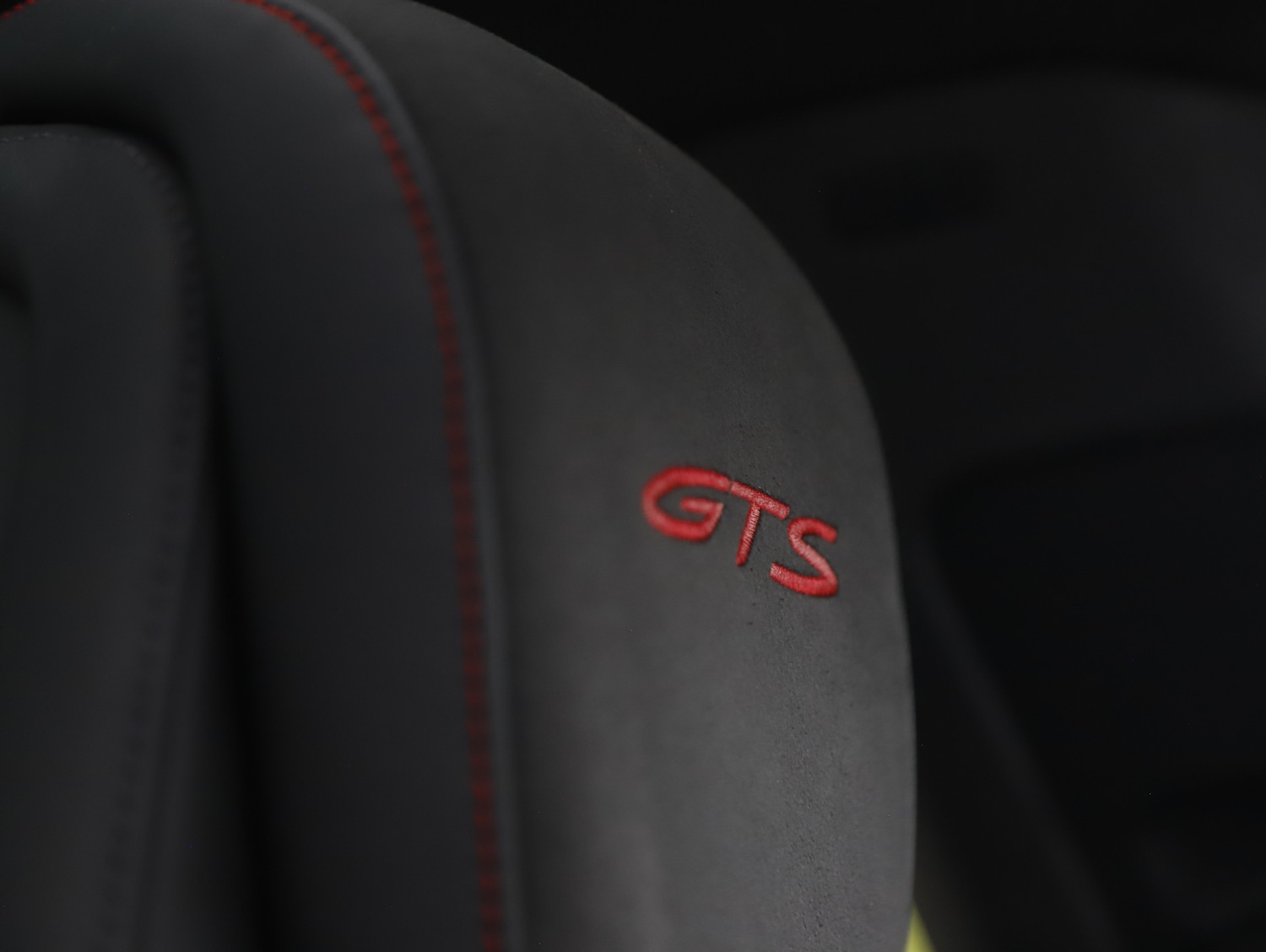 Used Porsche Taycan 2023 for sale - 77779576: Photo 28