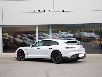 Used Porsche Taycan 2023 for sale - 77779576: Photo