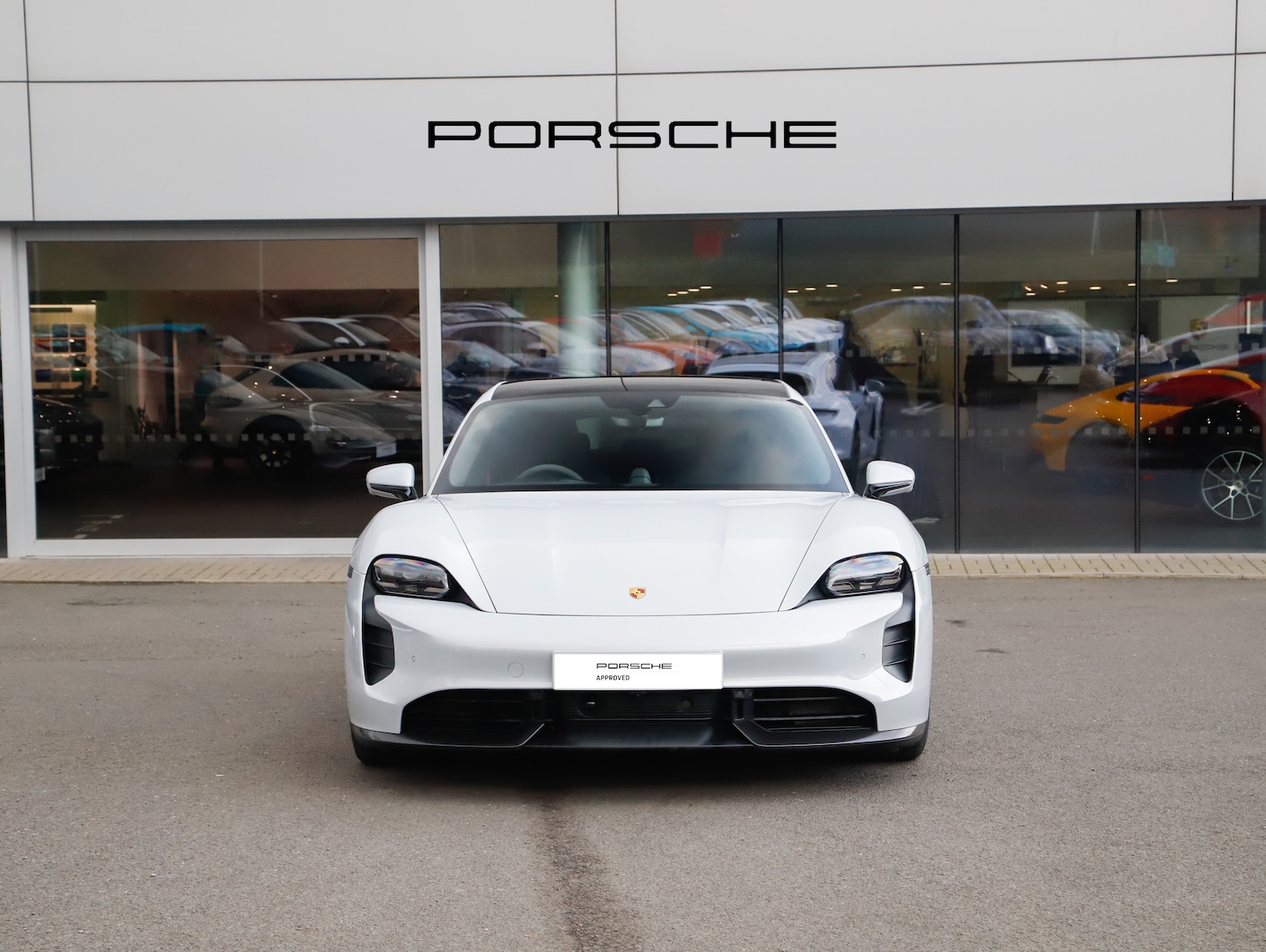 Used Porsche Taycan 2023 for sale - 77779576: Photo 7