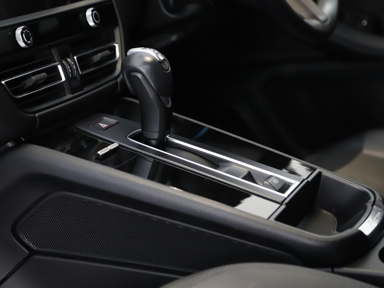 Used Porsche Macan 2022 for sale - 76405683: Photo 16