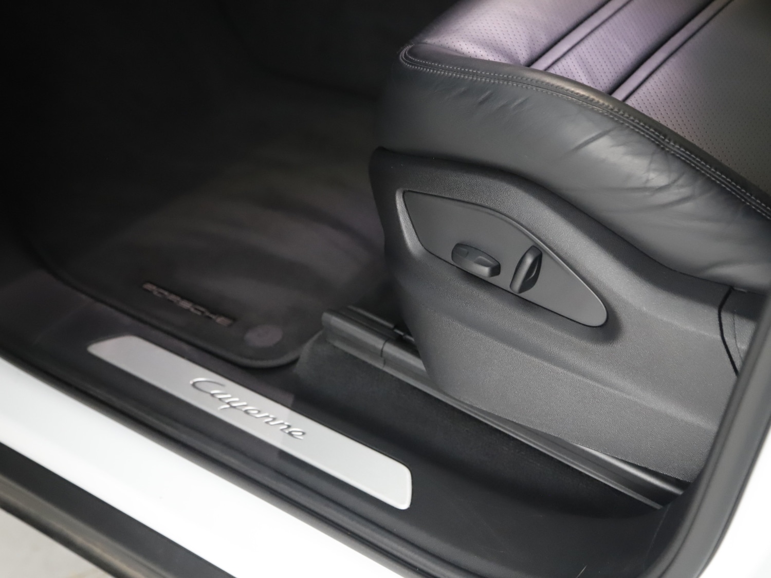 Used Porsche Cayenne 2022 for sale - 76604216: Photo 13