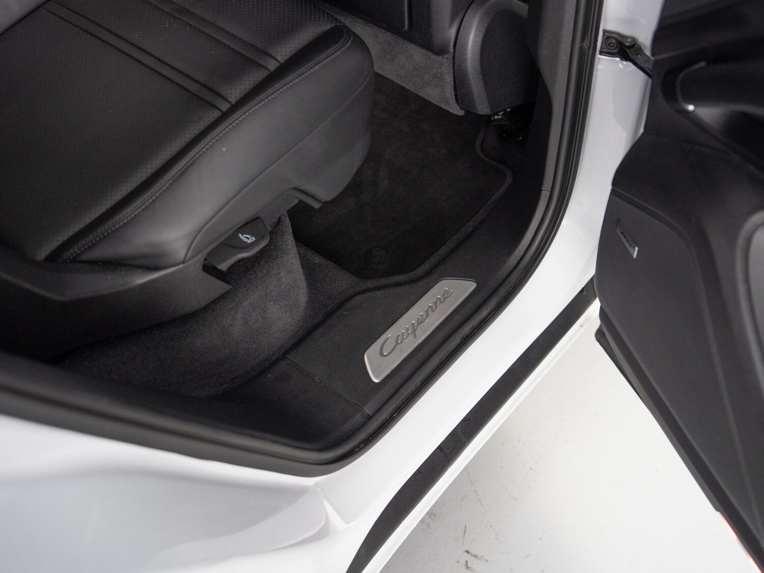 Used Porsche Cayenne 2023 for sale - 76197121: Photo 17