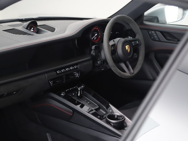 Used Porsche 911 2022 for sale - 76235166: Photo 25