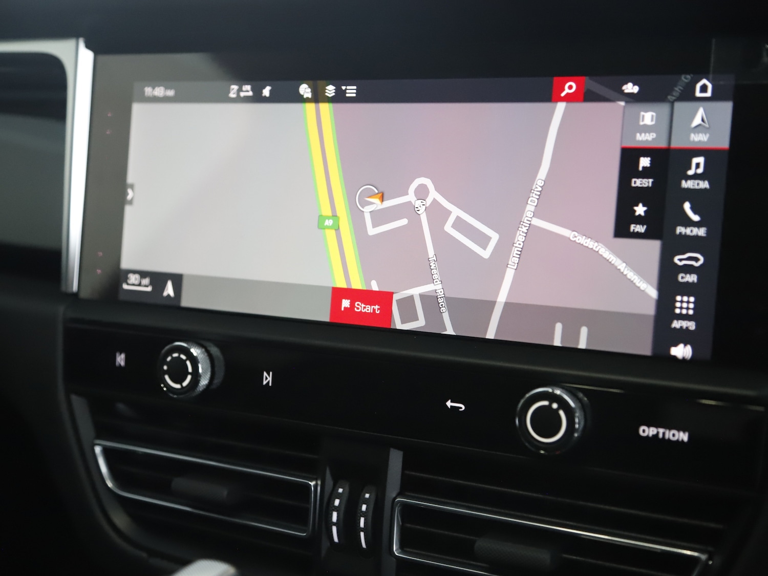 Used Porsche Macan 2025 for sale - 76711911: Photo 30