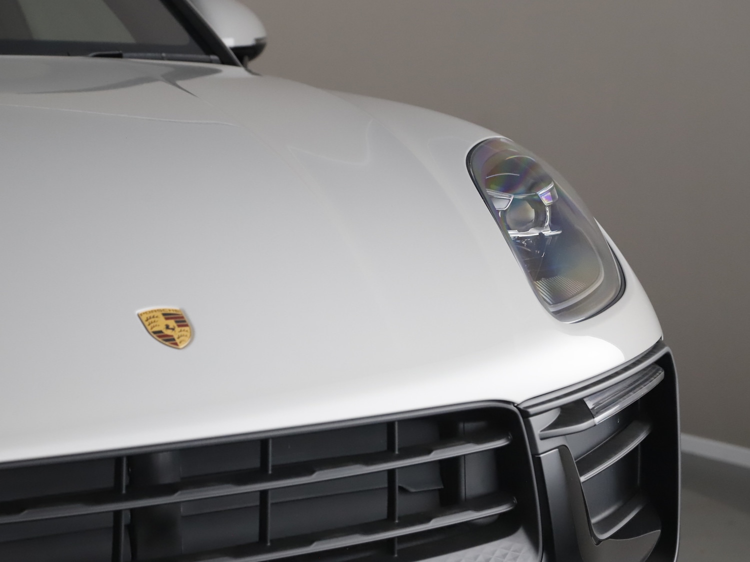 Used Porsche Macan 2025 for sale - 76711911: Photo 9