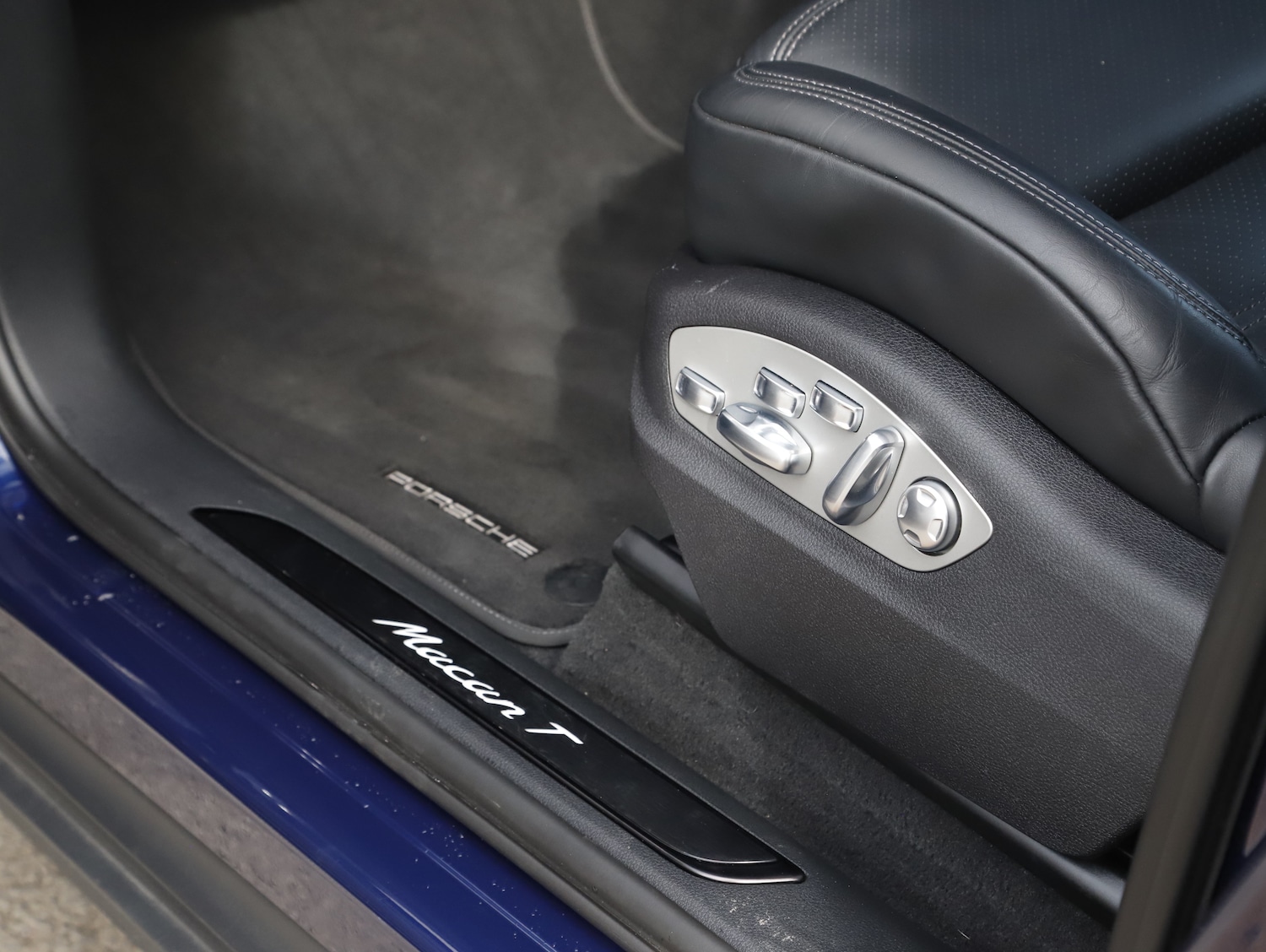 Used Porsche Macan 2023 for sale - 78029709: Photo 22