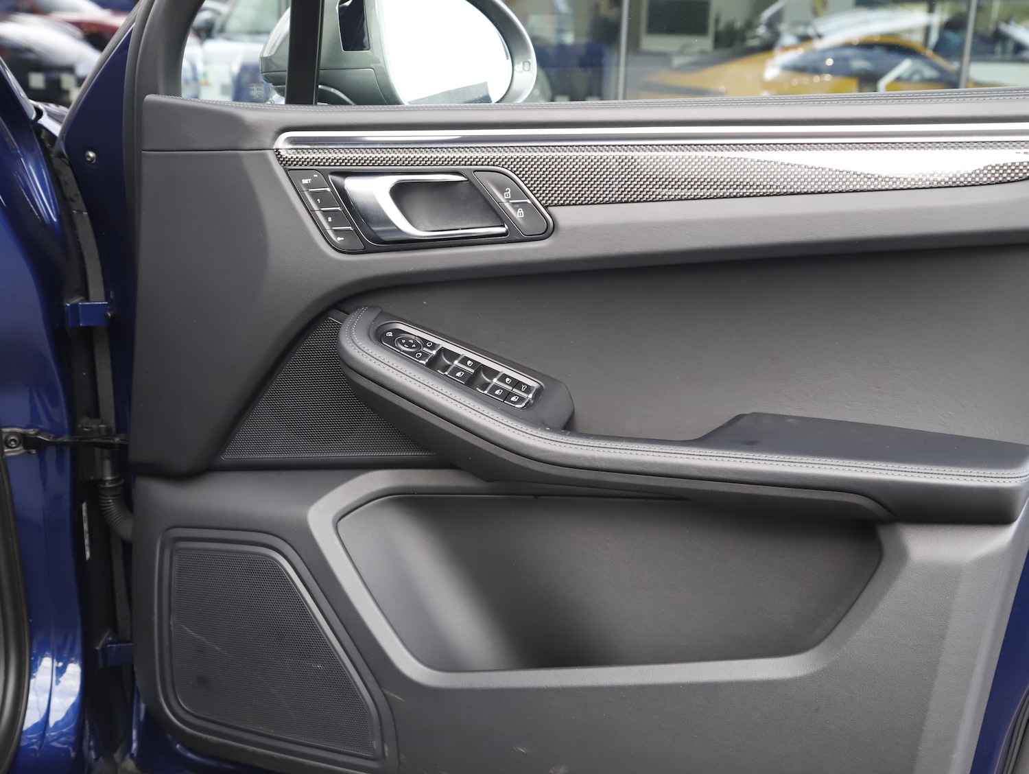 Used Porsche Macan 2023 for sale - 78029709: Photo 28