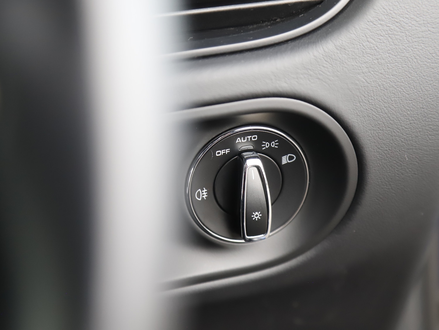 Used Porsche Macan 2023 for sale - 78029709: Photo 32