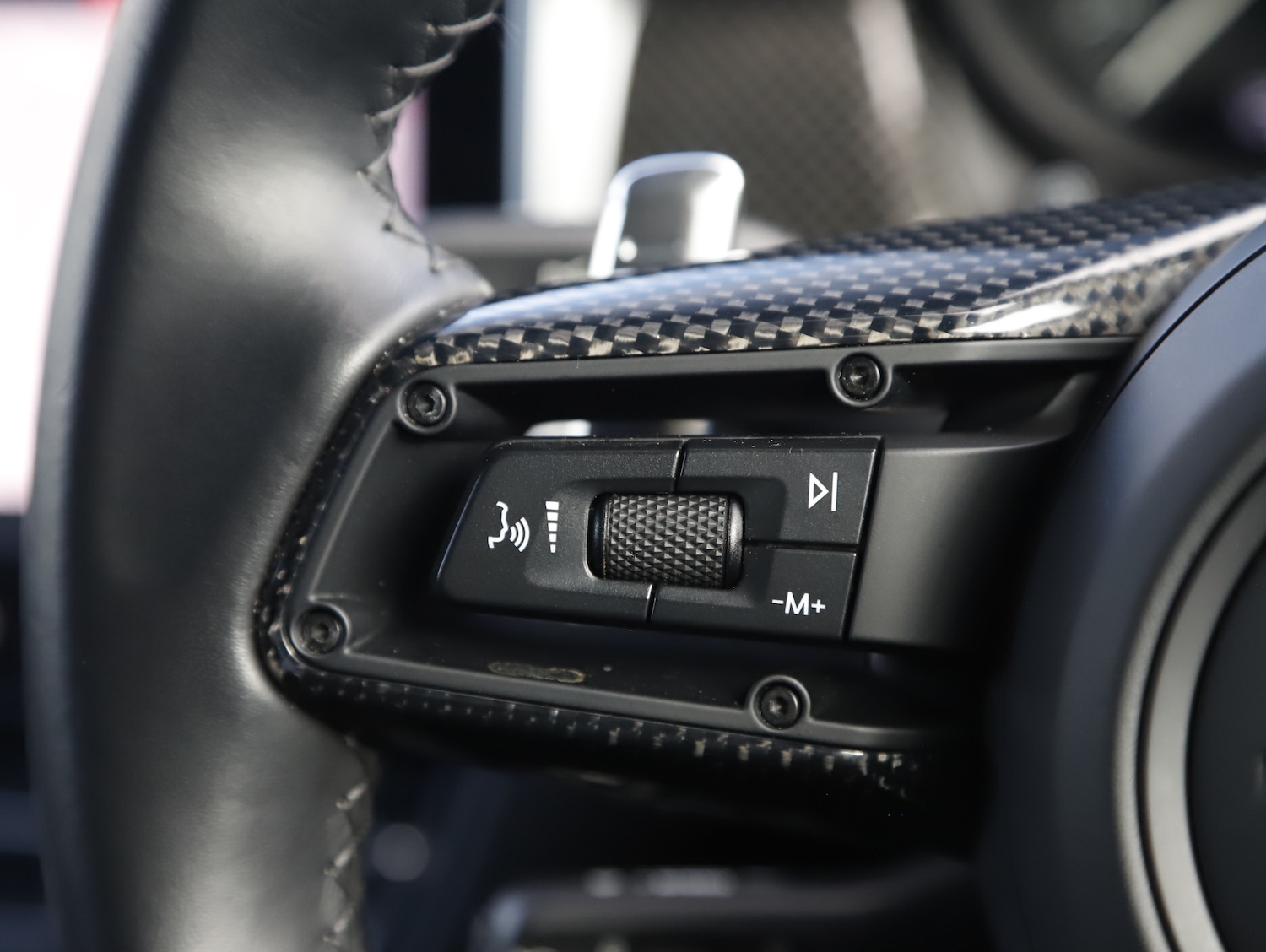 Used Porsche Macan 2023 for sale - 78029709: Photo 43