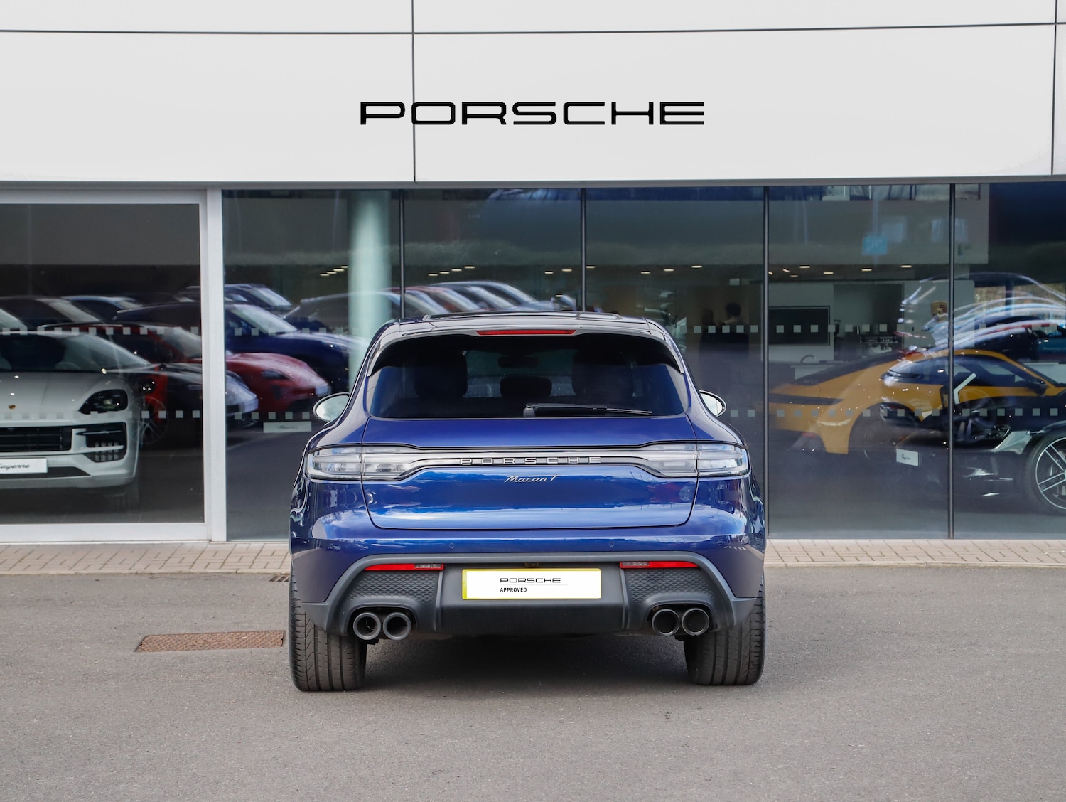 Used Porsche Macan 2023 for sale - 78029709: Photo 8