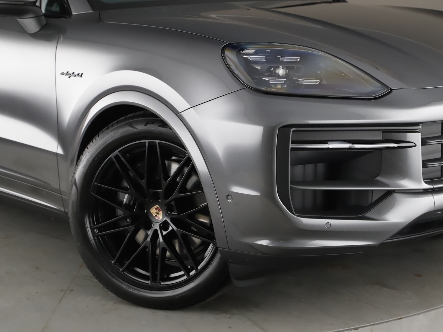 Used Porsche Cayenne 2025 for sale - 76184799: Photo 12
