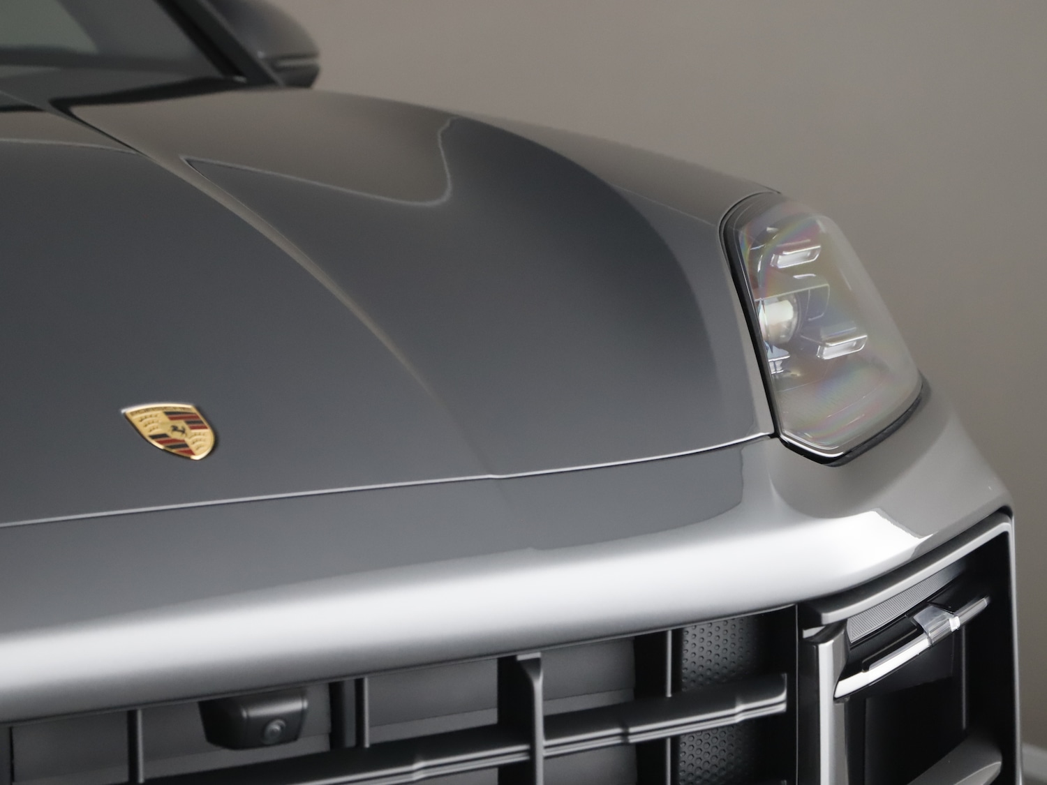Used Porsche Cayenne 2025 for sale - 76184799: Photo 14