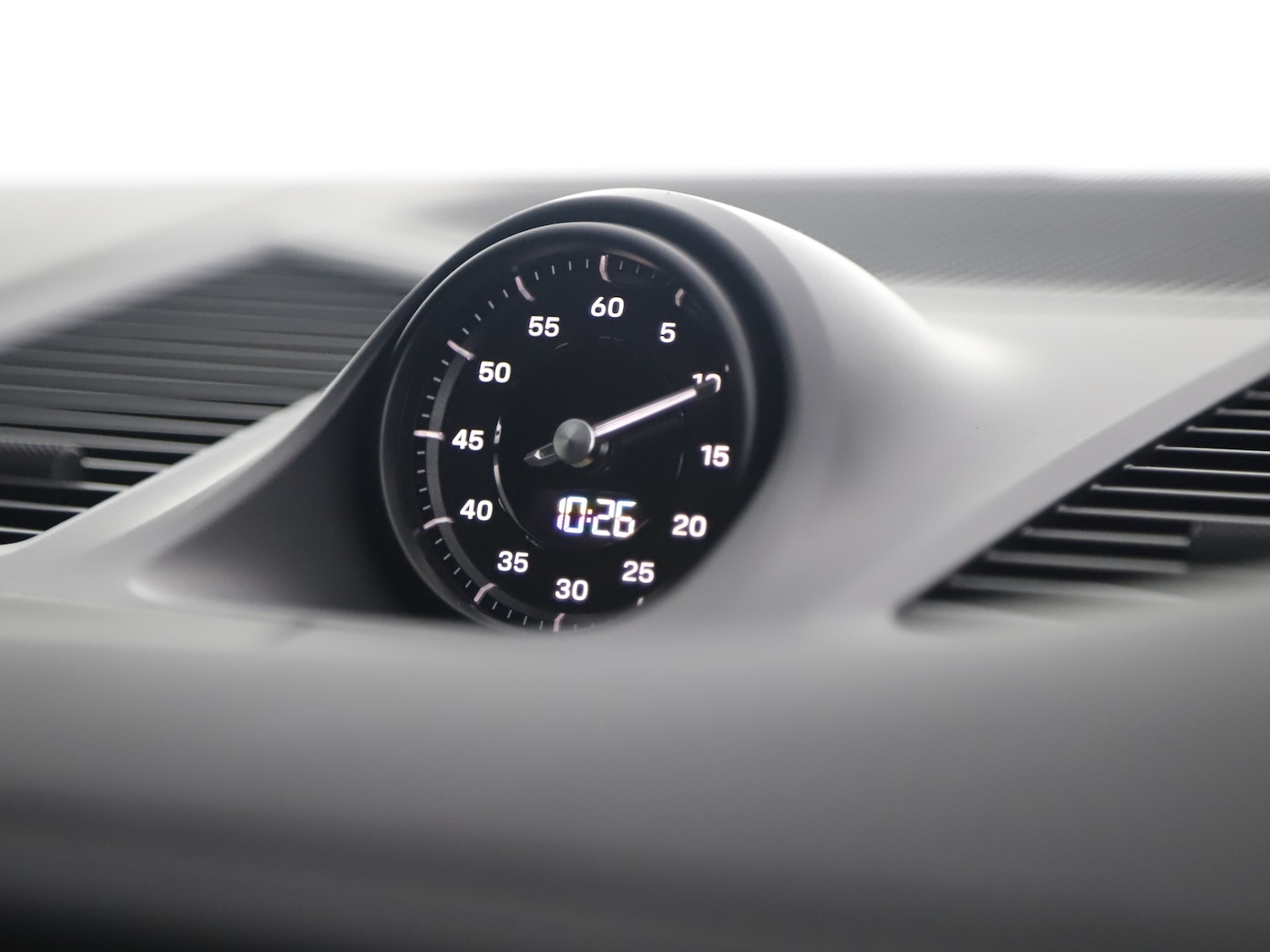 Used Porsche Cayenne 2025 for sale - 76184799: Photo 25